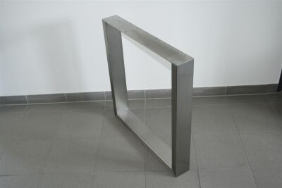 rapa hortus con struttura del tavolo su misura in acciaio inox V2A in grana 240 rettificata Design