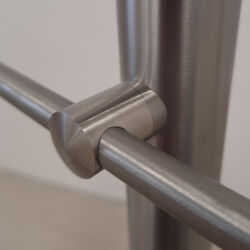 RG01 - Ringhiera in acciaio inox con due angoli e rivestimento in polvere opzionale dei post