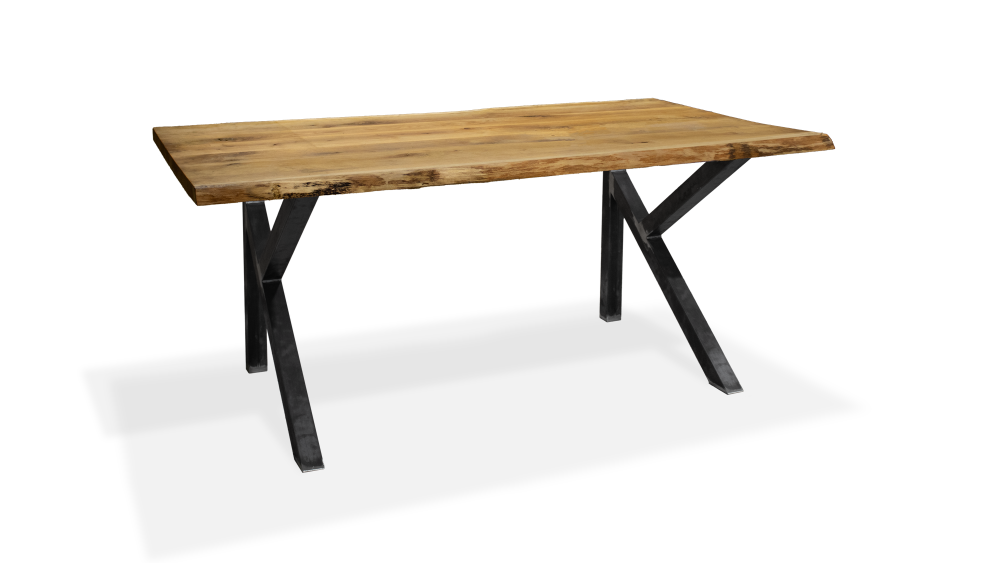 Ein moderner Tisch bestehend aus zwei in Handarbeit angefertigten Tischkufen in K-Form mit einer Tischplatte aus Holz